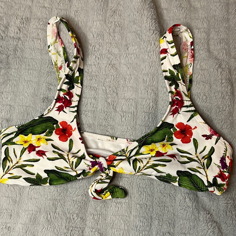 Bathing suit top